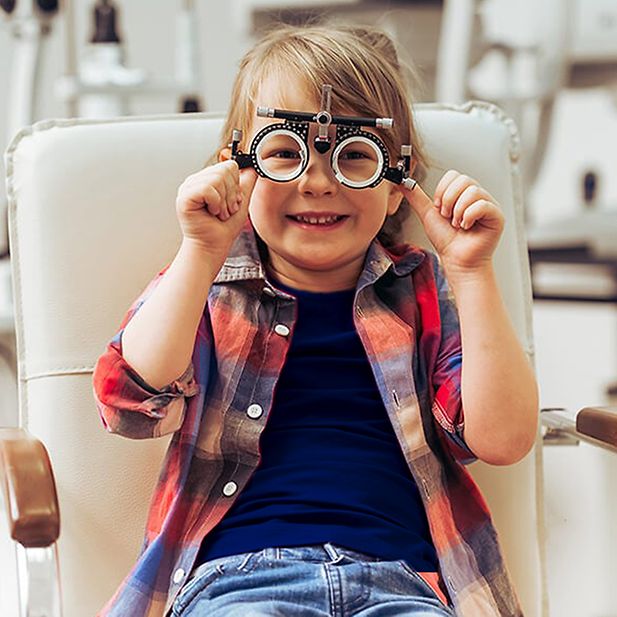 What _happens_in_a_kids_eye_test_row_10