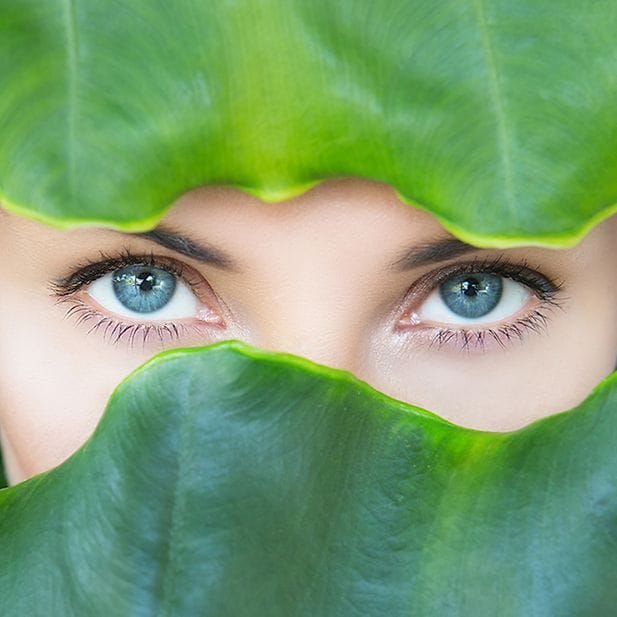 The_most_attractive_eye_color_in_the_world_row_3