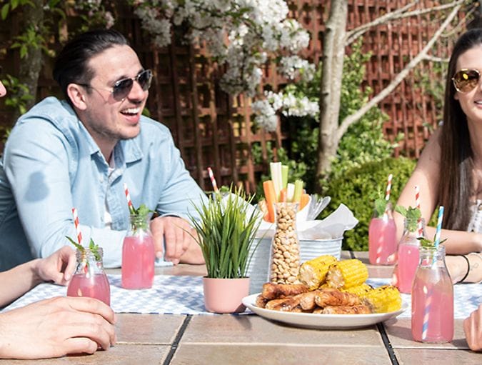 Protect_your_eyes_during_a_barbecue_row_1