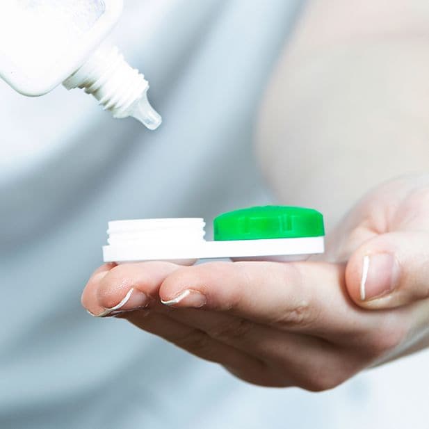 Five_common_mistakes_with_contact_lens_solution_row_6