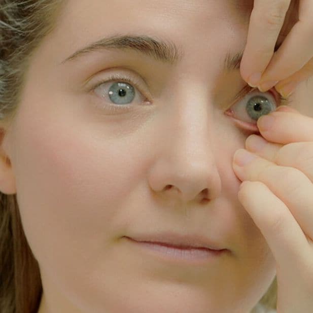 Removing_Lenses_row_6