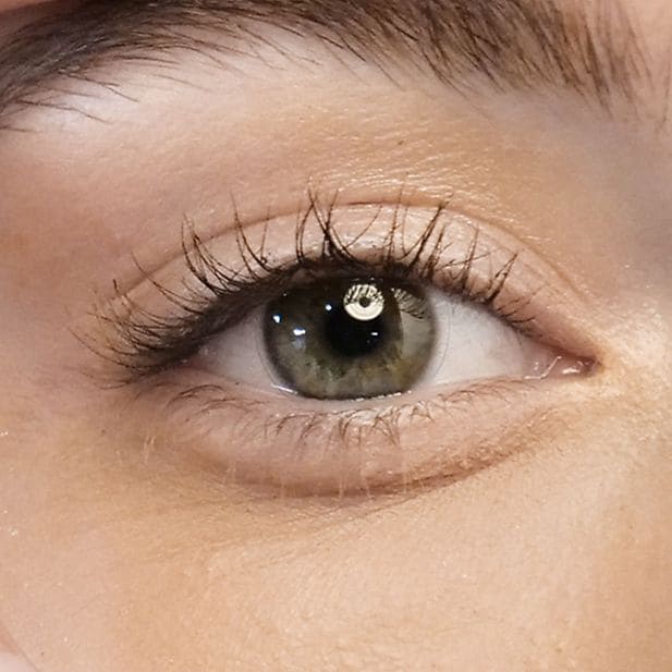 Wearing_contact_lenses_for_the_first_time_row_7