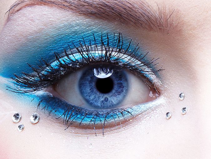 Coloured_lenses_for_carnival_row_1